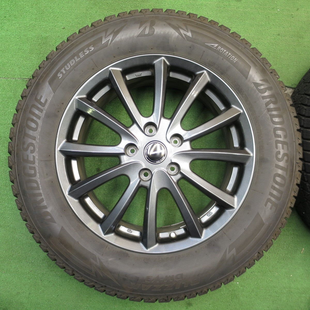 バリ溝!22年!キレイ!9.5分★スタッドレス 225/65R17 ブリヂストン ブリザック DM-V3 QRASIZ VS6 KOSEI クレイシズ コーセイ 17インチ PCD114.3/5H★5052503NJス