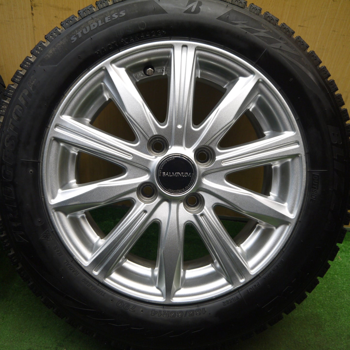 バリ溝!23年!キレイ!9分★スタッドレス 165/65R14 ブリヂストン ブリザック VRX2 BALMINUM バルミナ 14インチ PCD100/4H★5080406Hス