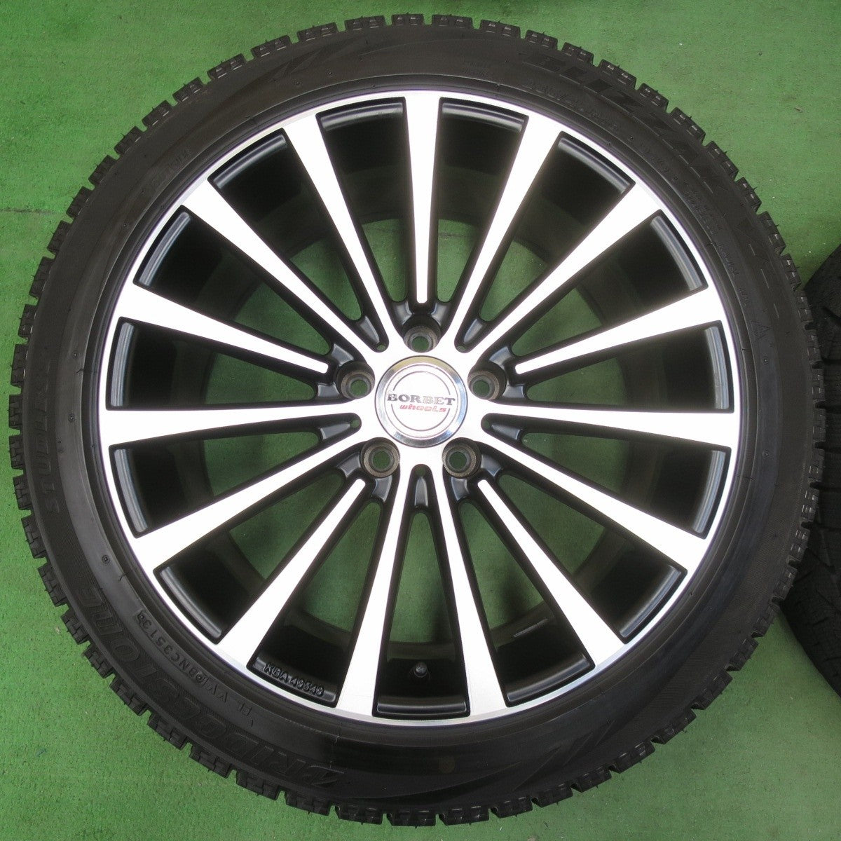 バリ溝!キレイ!9.5分★ワーゲン 等 BORBET 235/45R18 スタッドレス ブリヂストン ブリザック VRX 18インチ ボルベット PCD112/5H★5022103イス
