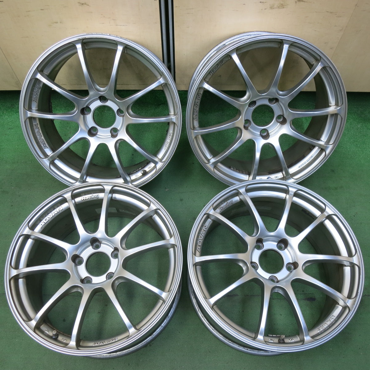 4本価格★ADVAN Racing 18インチ 18×8.5J アドバン レーシング PCD114.3/5H★5062405SYホ