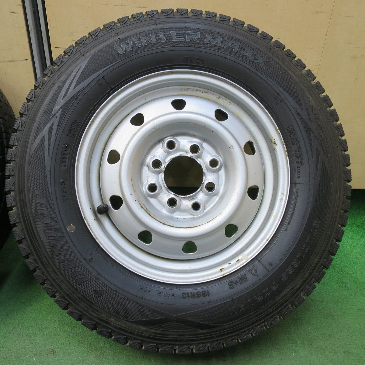 バリ溝!21年!9分★スタッドレス 165R13 6PR ダンロップ ウインターマックス SV01 TOPY スチール ホイール 13インチ PCD100 114.3/4H マルチ★5103006イス