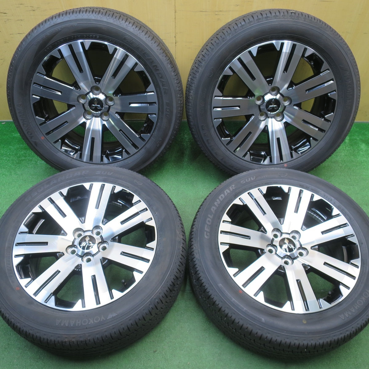 新車外し!23年★三菱 デリカ D:5 純正 ENKEI 225/55R18 ヨコハマ ジオランダー SUV G055 G055E 18インチ D5 PCD114.3/5H★6021101NJノ