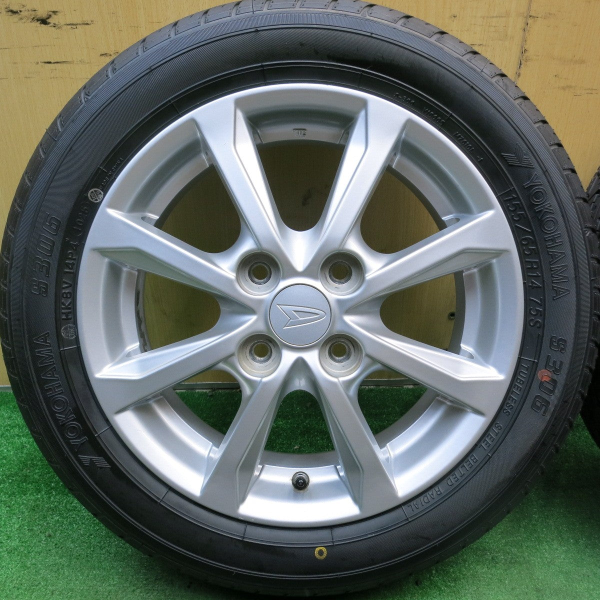タイヤ未使用!25年★ダイハツ LA700S ピクシスメガ 純正 155/65R14 ヨコハマ S306 14インチ PCD100/4H★5070101HAノ
