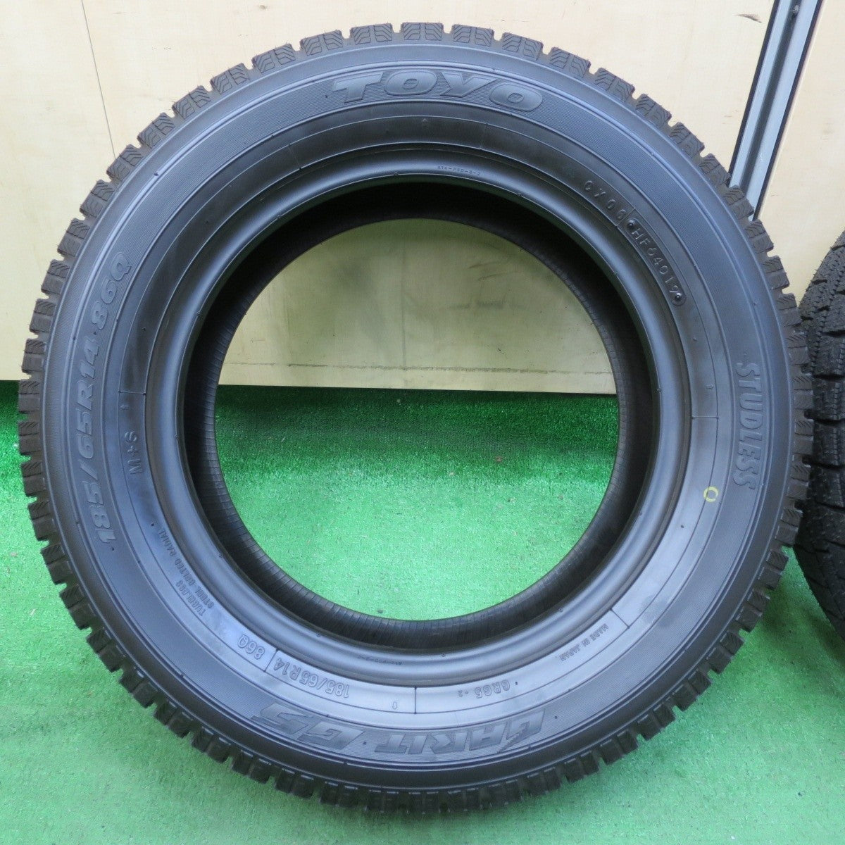 未使用★スタッドレス 185/65R14 トーヨー ガリット G5 タイヤ GARIT 14インチ ウイングロード モビリオスパイク等★4082715イス
