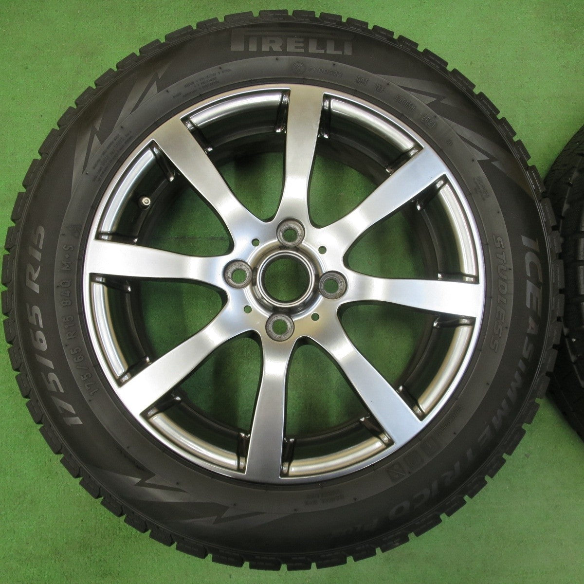 キレイ!21年★スタッドレス 175/65R15 ピレリ アイスアシンメトリコ プラス 阿部商会 15インチ PCD100/4H★4113014イス