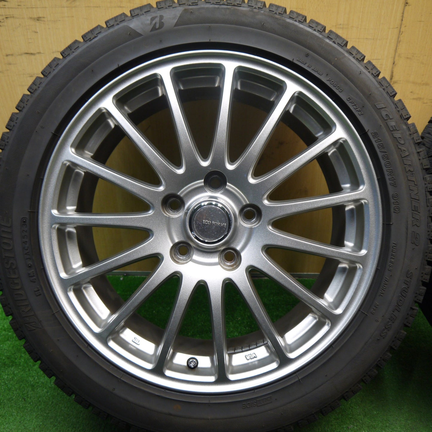 バリ溝!23年!キレイ!ほぼ10分★スタッドレス 215/50R17 ブリヂストン アイスパートナー2 ECO FORME エコフォルム 17インチ PCD114.3/5H★5050903Hス