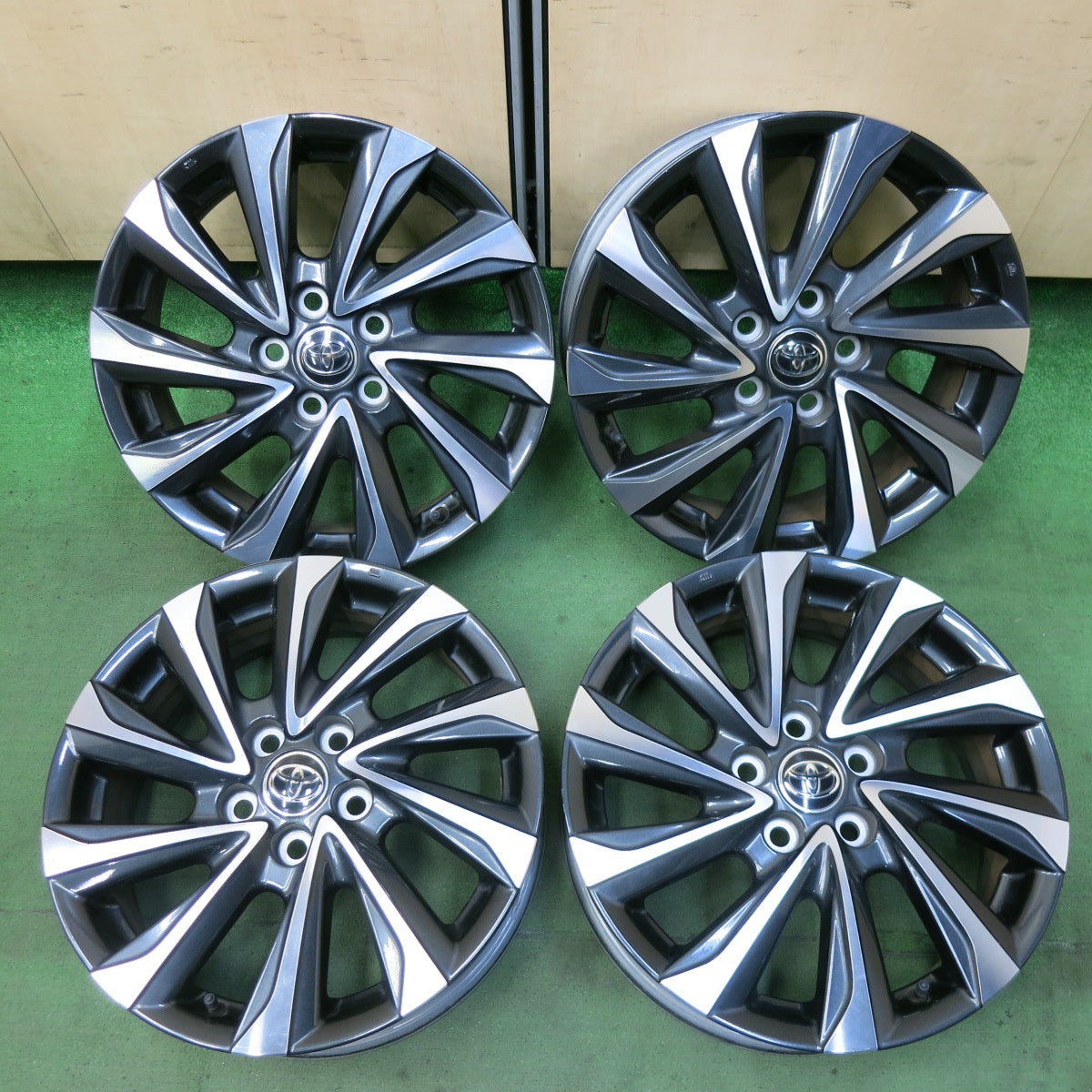 4本価格★トヨタ 90系 ノア ヴォクシー 純正 ホイール 17インチ 17×6J PCD114.3/5H★5071106SYホ