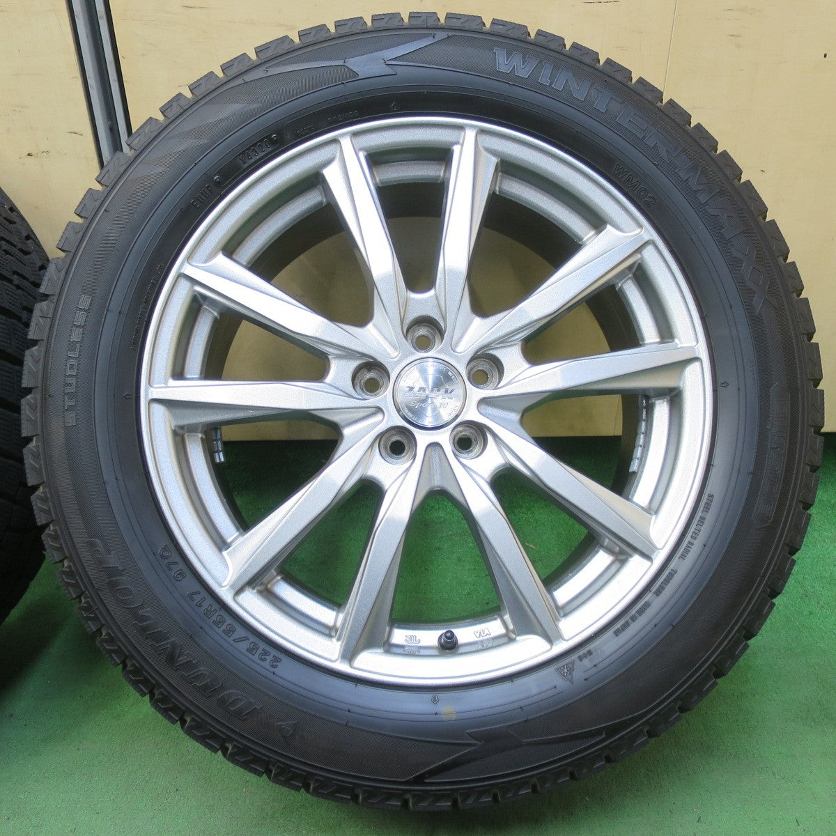 バリ溝!キレイ!9.5分以上★XV 等 225/55R17 スタッドレス ダンロップ ウインターマックス WM02 ZACK Sport-10 MONZA ザック 17インチ PCD100/5H★5090909イス