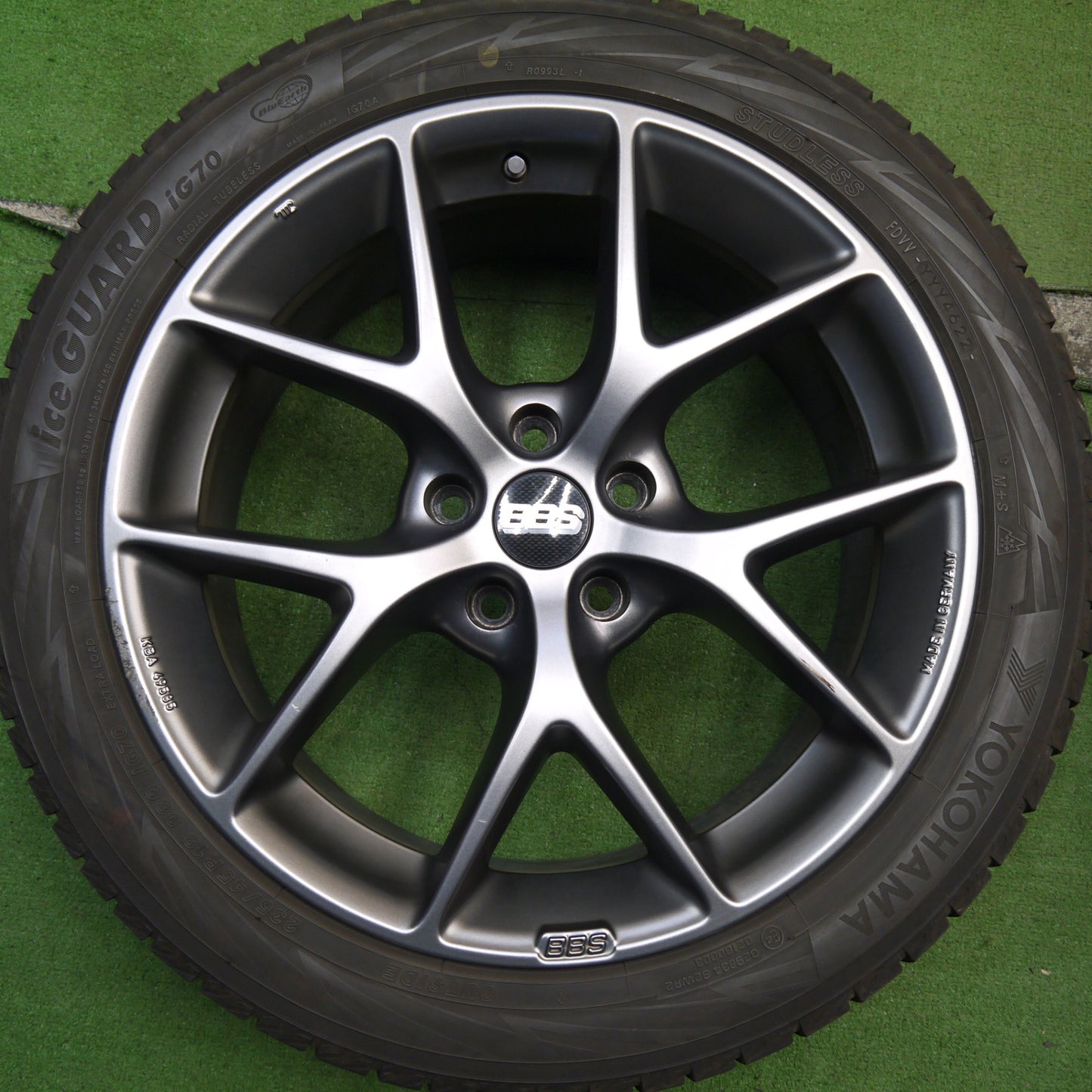 バリ溝!22年!9分★BBS SR014 235/45R18 スタッドレス ヨコハマ アイスガード iG70 18インチ PCD114.3/5H★5060403Hス