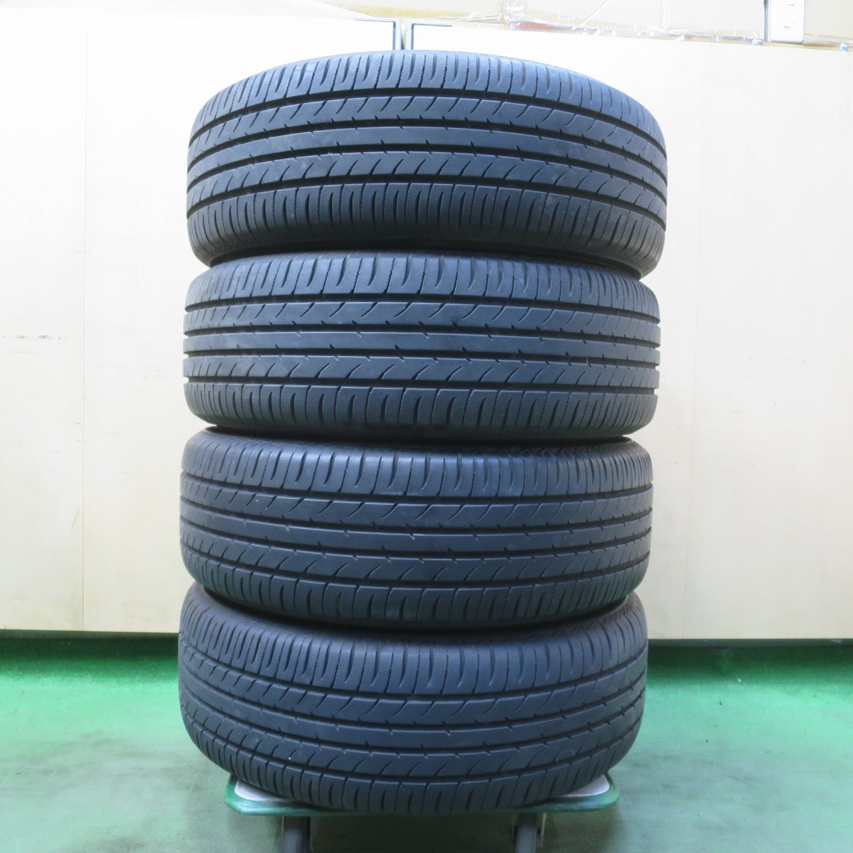 バリ溝!22年!9.5分★トヨタ 70系 ノア ヴォクシー 純正 205/60R16 トーヨー ナノエナジー 3 プラス 16インチ PCD114.3/5H★6051205イノ