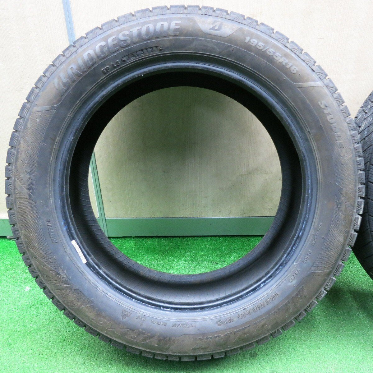 バリ溝!21年!9分!2本★スタッドレス 195/55R16 ブリヂストン ブリザック VRX3 タイヤ 16インチ フィールダー プリウス ウィングロード ミニ 等★5011601NJスタ