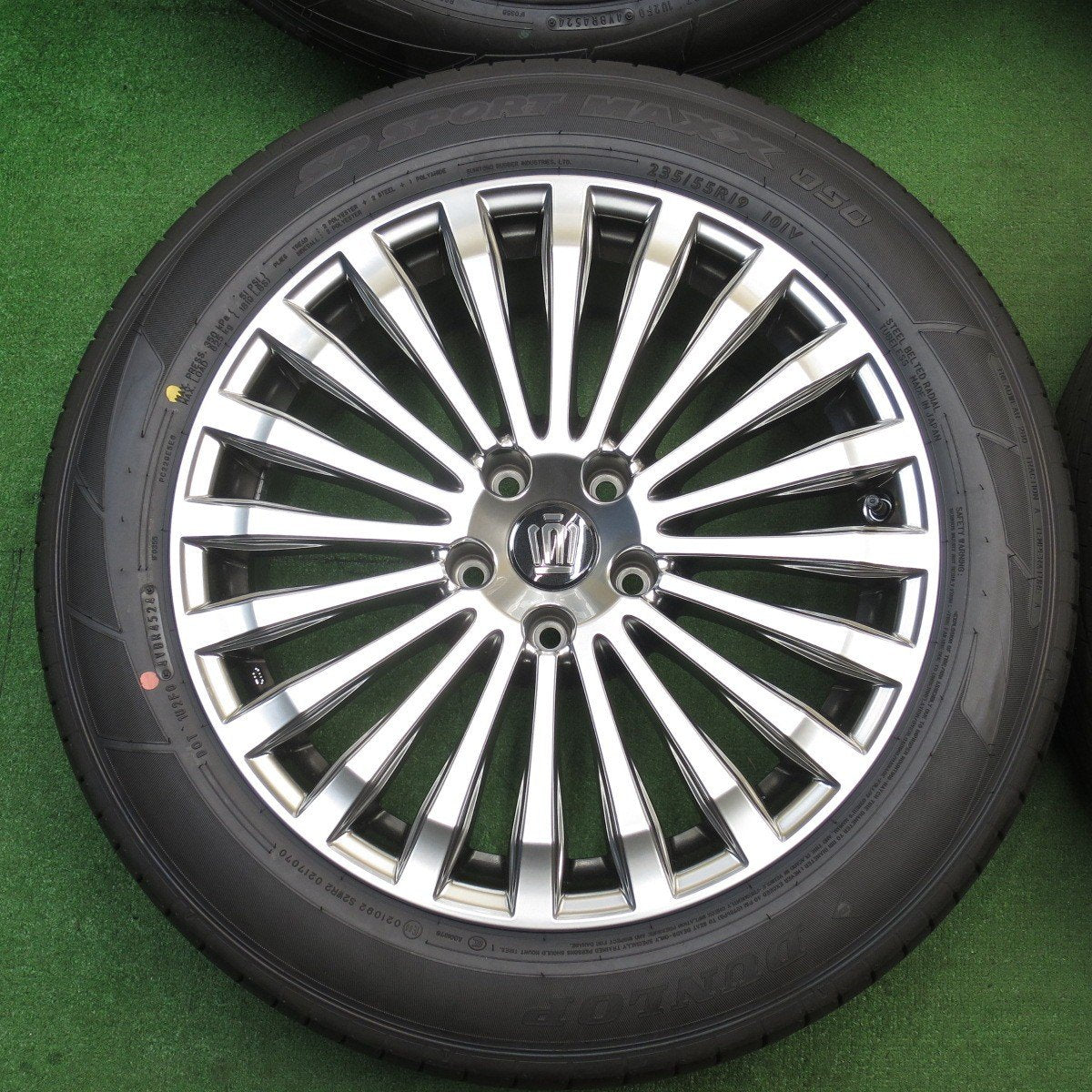 新車外し!24年★トヨタ 30系 クラウン セダン 純正 235/55R19 ダンロップ SPスポーツマックス 050 PCD120/5H★5040201KKノ
