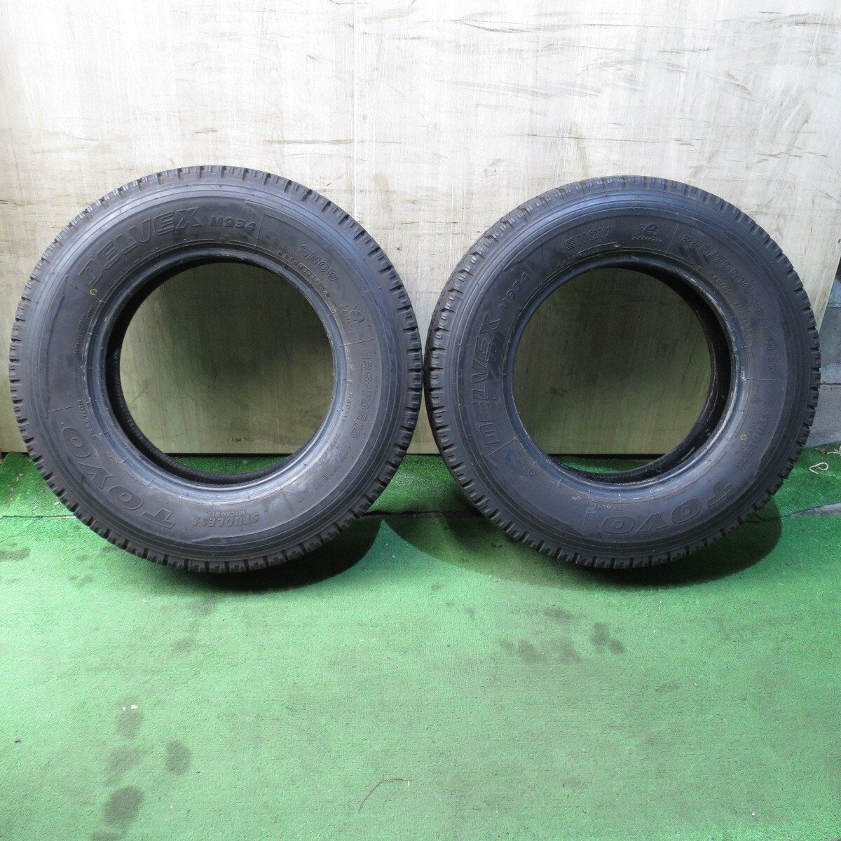 バリ溝!8.5分★トラック タイヤ 225/70R16 117/115N スタッドレス トーヨー デルベックス M934 16インチ★4041903クスタ