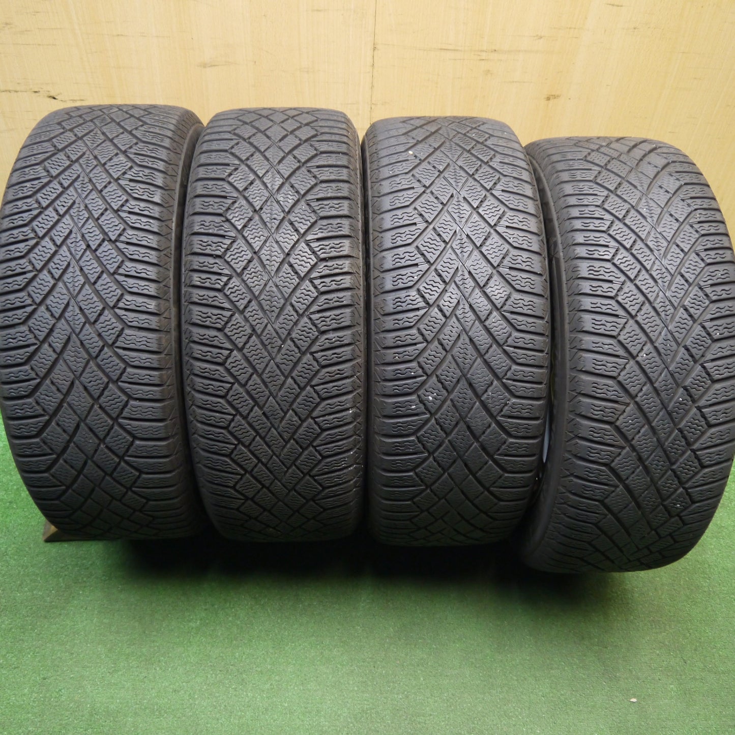キレイ★ベンツ 等 205/55R16 スタッドレス コンチネンタル バイキング コンタクト7 社外 アルミ 16インチ PCD112/5H★6011401Hノ