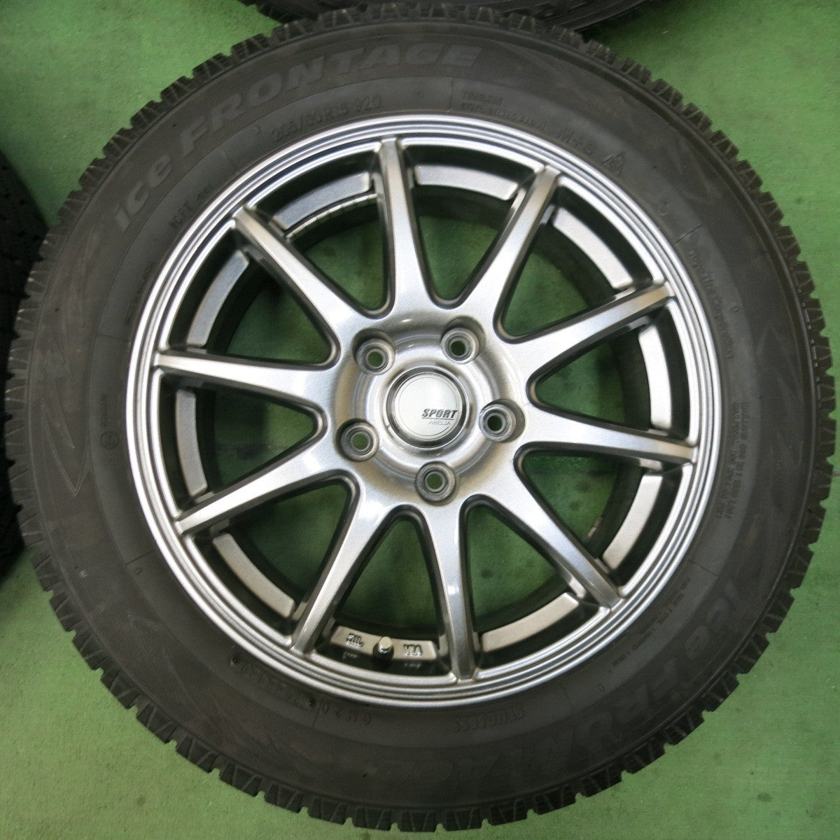 バリ溝!キレイ!9.5分★スタッドレス 205/60R16 アイスフロンテージ トーヨー SPORT ABELIA スポルト アベリア 16インチ PCD114.3/5H★5022806SYス