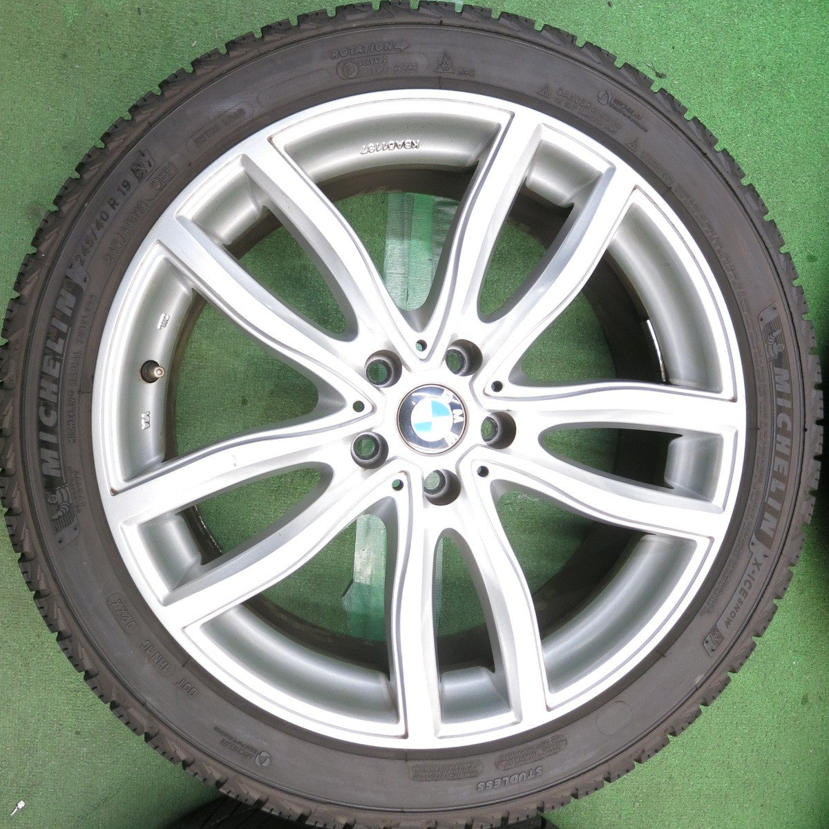 バリ溝!9.5分以上◎BMW 等 MAK FAHR 245/40R19 スタッドレス ミシュラン X-ICE SNOW マック ファー 19インチ PCD112/5H◎6100805HAス