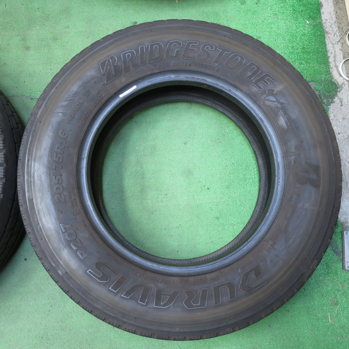バリ溝!22年!9分!6本★トラック タイヤ 205/75R16 113/111N ブリヂストン デュラビス R207 DURAVIS 16インチ★5061506イノタ