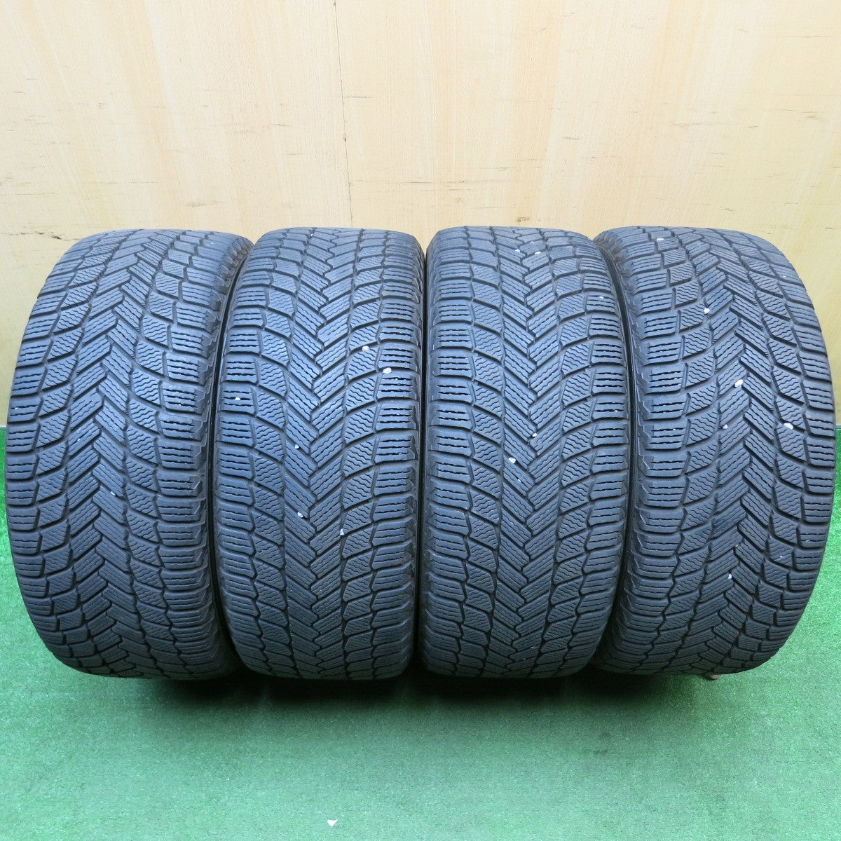 バリ溝!キレイ!9分★ベンツ 等 AGA Burg TARGA 245/45R18 スタッドレス ミシュラン X-ICE SNOW 18インチ ブルグ PCD112/5H★5121107HAス