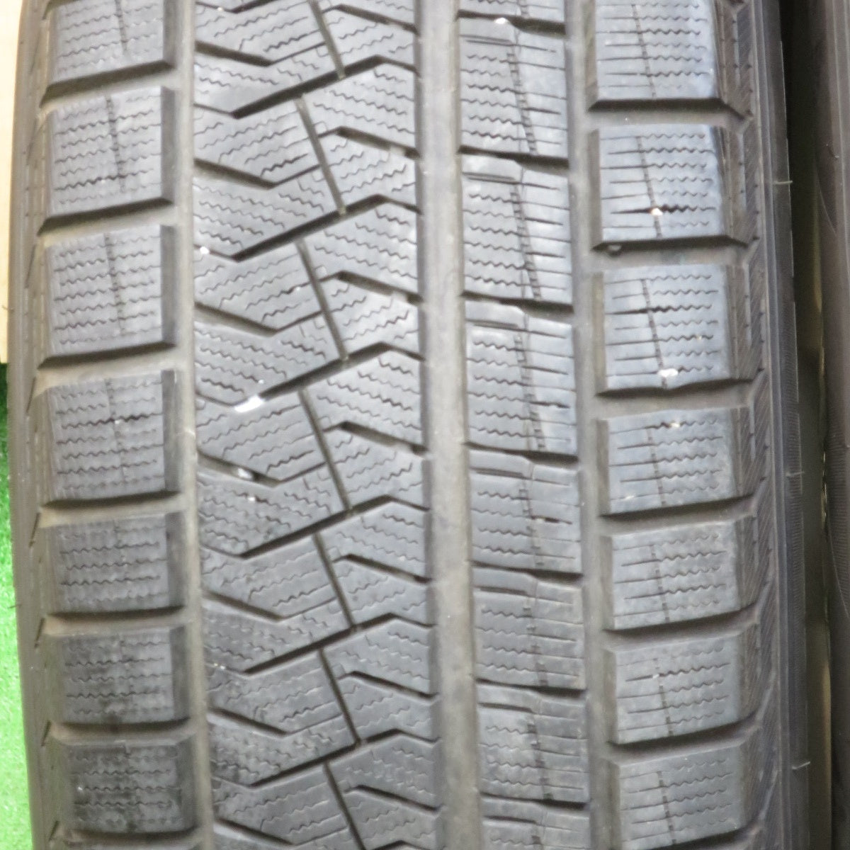 バリ溝!9分★トヨタ クルーガー 純正 225/65R17 スタッドレス ピレリ アイスアシンメトリコ 17インチ PCD114.3/5H★5090304TTス