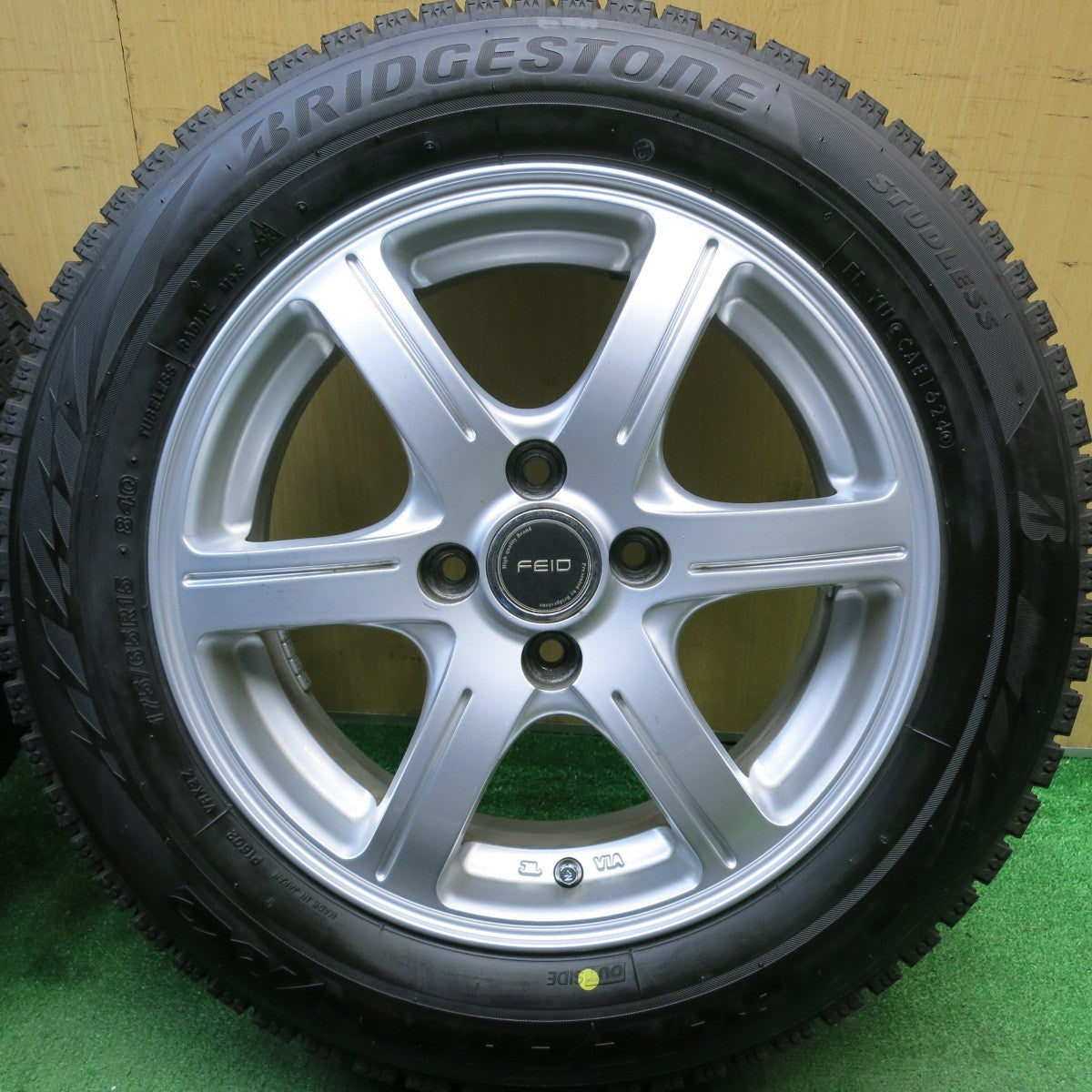 バリ溝!24年!9.5分★スタッドレス 175/65R15 ブリヂストン ブリザック VRX2 FEID 15インチ PCD100/4H★5050508HAス