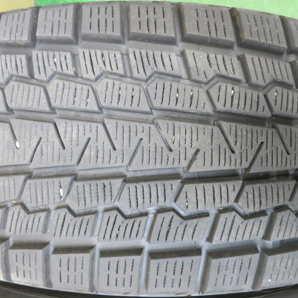 バリ溝!キレイ!9.5分★スタッドレス 225/65R17 ヨコハマ アイスガード G075 ESTROSA エステローザ 17インチ PCD114.3/5H★5092511HAス