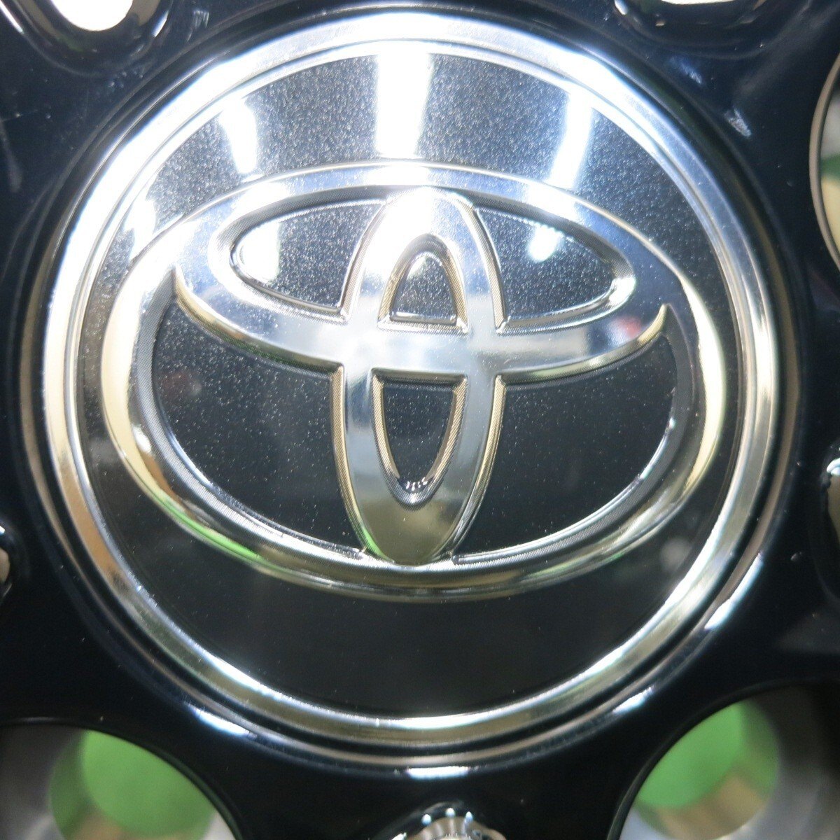 新車外し★トヨタ 60系 プリウス PHEV Zグレード 純正 ホイール 19インチ 19×6.5J PCD114.3/5H★5012801SYホ(3)