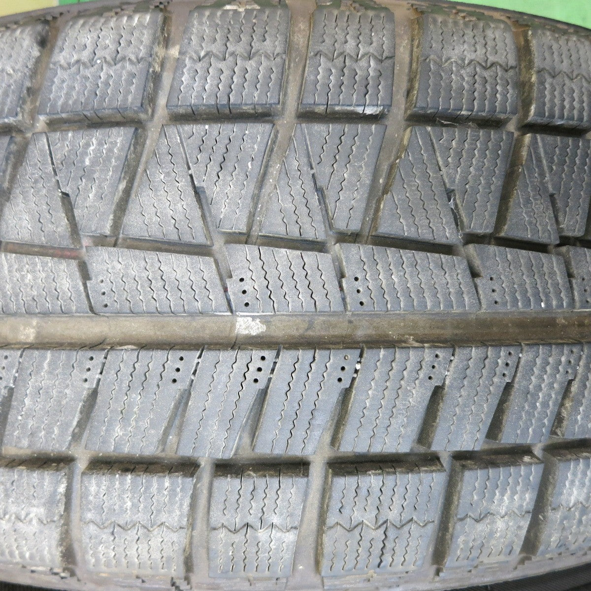 バリ溝!23年!9.5分★スタッドレス 215/60R17 ブリヂストン アイスパートナー2 VIOLENTO KS ヴィオレント 17インチ PCD114.3/5H★5070501HAス