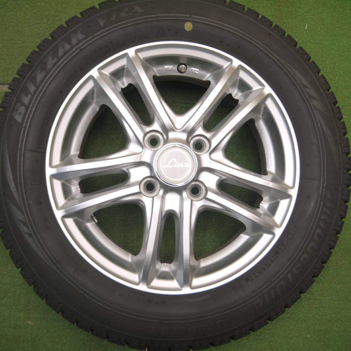 キレイ★スタッドレス 165/65R14 ブリヂストン ブリザック VRX Linz 14インチ ソリオ ハスラー 等 PCD100/4H★5021412Hス