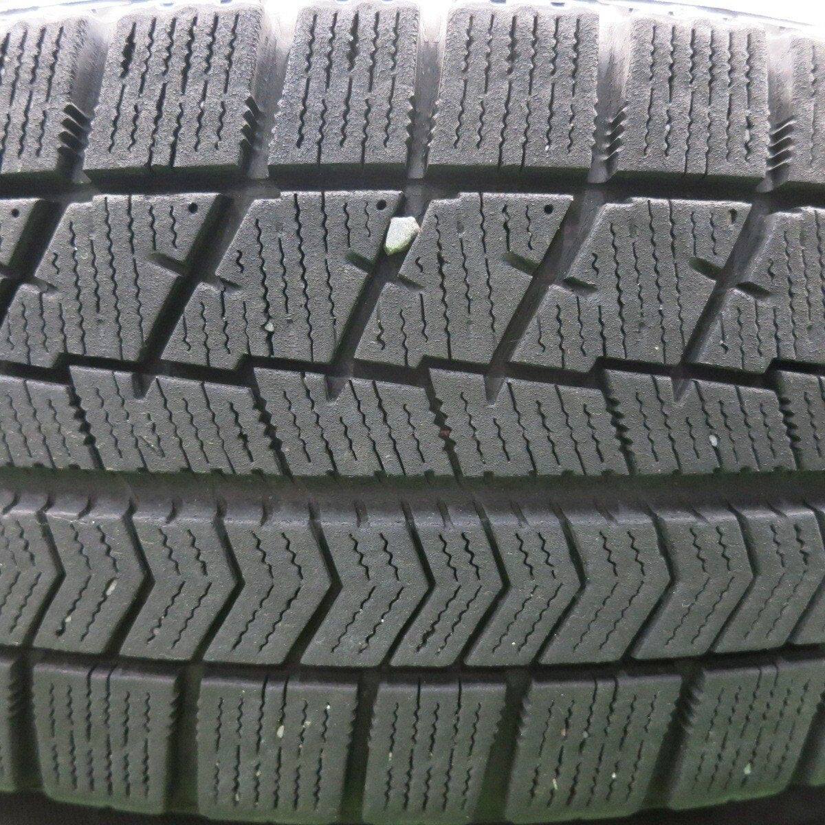4本価格★スタッドレス 175/65R15 ブリヂストン ブリザック VRX Fang ファング 15インチ PCD100/4H★4113003HAス