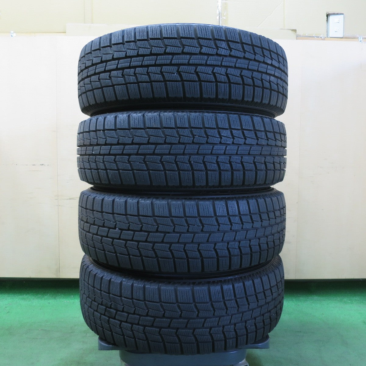 超バリ溝!21年!キレイ!ほぼ10分★プリウス 等 195/65R15 スタッドレス オートバックス ノーストレック N3i LEBEN レーベン 15インチ PCD100/5H★5053001イス