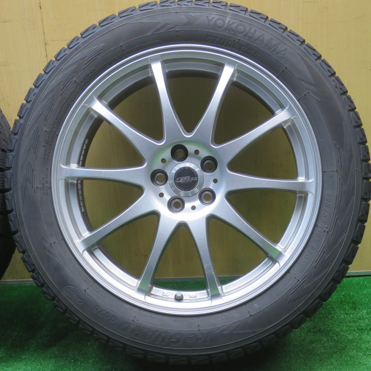 バリ溝!キレイ!9.5分★XV フォレスター 等 225/55R18 スタッドレス ヨコハマ アイスガード G075 X CROSS SPEED PREMIUM クロススピード 18インチ PCD100/5H★5102808NJス