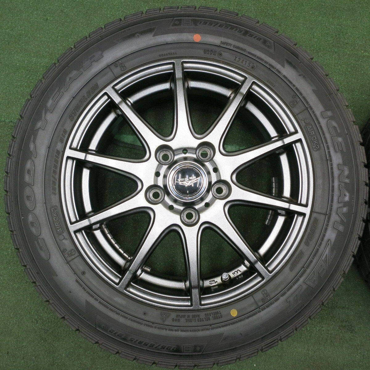 キレイ★VEILER 195/65R15 スタッドレス グッドイヤー アイスナビ ZEA2 15インチ PCD114.3/5H★4051501NJス