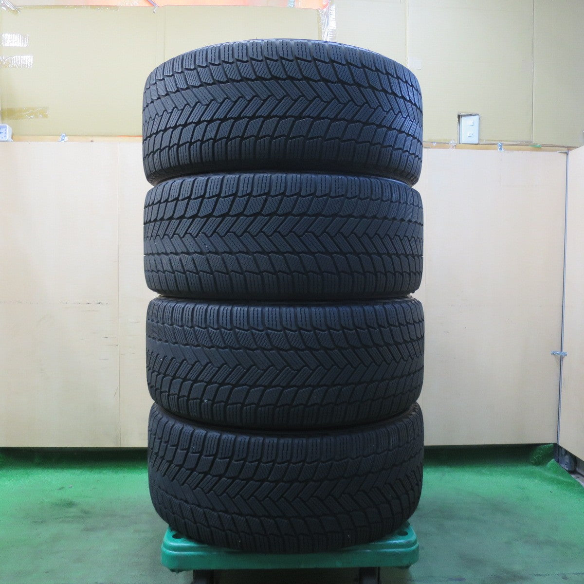 センサー付!バリ溝!22年!キレイ!9.5分★BMW 等 O・Z RACING Gran Turismo HLT 265/40R20 スタッドレス ミシュラン X-ICE SNOW OZ グランツーリズモ PCD112/5H★5110306イス