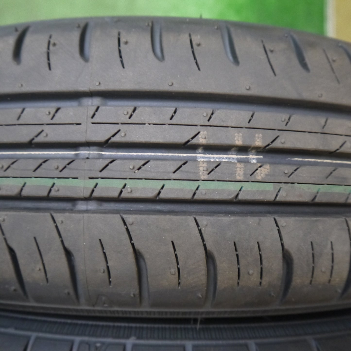 新車外し!25年★155/65R14 ダンロップ エナセーブ EC300+ タイヤ 14インチ N-BOX デイズ ルークス タント ムーヴ ミライース 等★6021806Hノタ