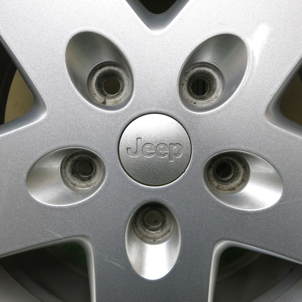ほぼ未使用!1本★ジープ JK ラングラー 純正 245/75R17 グッドイヤー WRANGLER 17インチ PCD127/5H★5082303ナノ