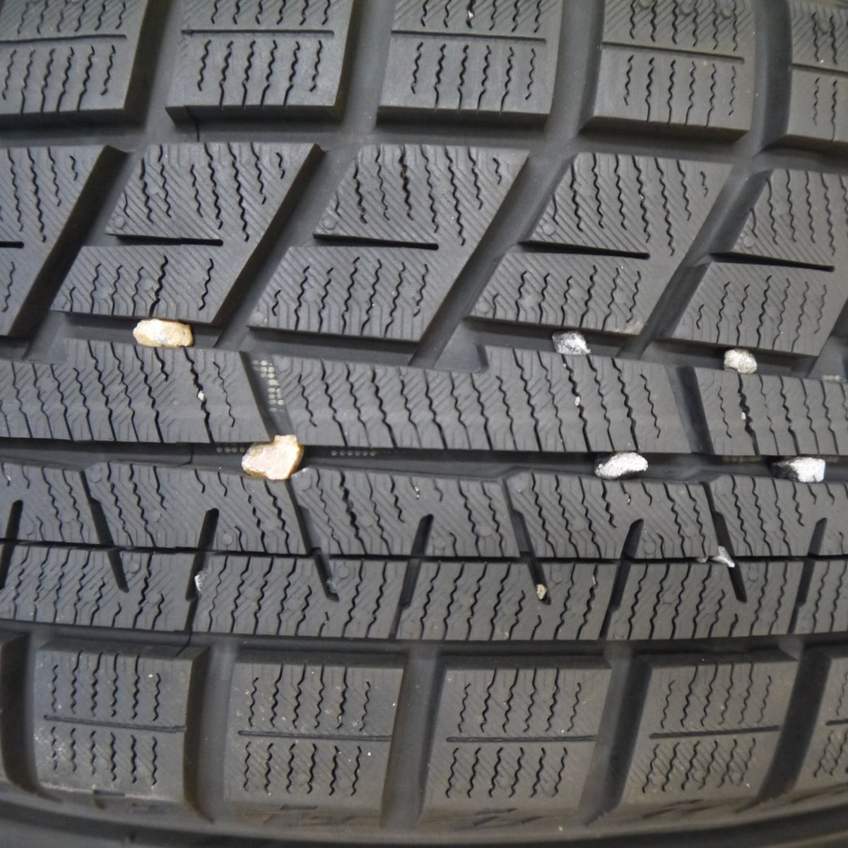 バリ溝!23年!キレイ!ほぼ10分◎スタッドレス 185/60R15 ヨコハマ アイスガード iG60 ESTROSA FSV エステローザ 15インチ PCD100/4H◎6100607Hス
