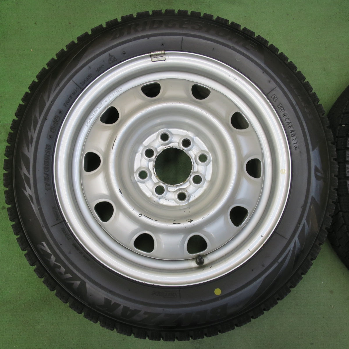 バリ溝!21年!キレイ!9分★スタッドレス 175/65R15 ブリヂストン ブリザック VRX2 TOPY スチール ホイール 15インチ PCD100 114.3/4H マルチ★5103005イス