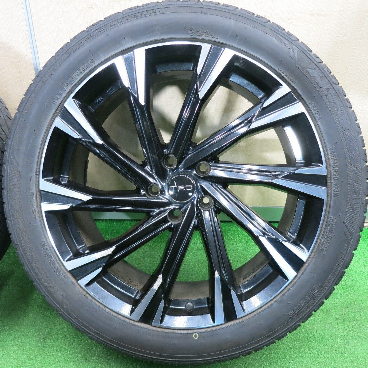 キレイ!21年★TRD TFⅩ-Limited アルミニウム 鋳造 1ピース 245/45R20 ニットー NT421Q 20インチ PCD114.3/5H★4121810TNノ