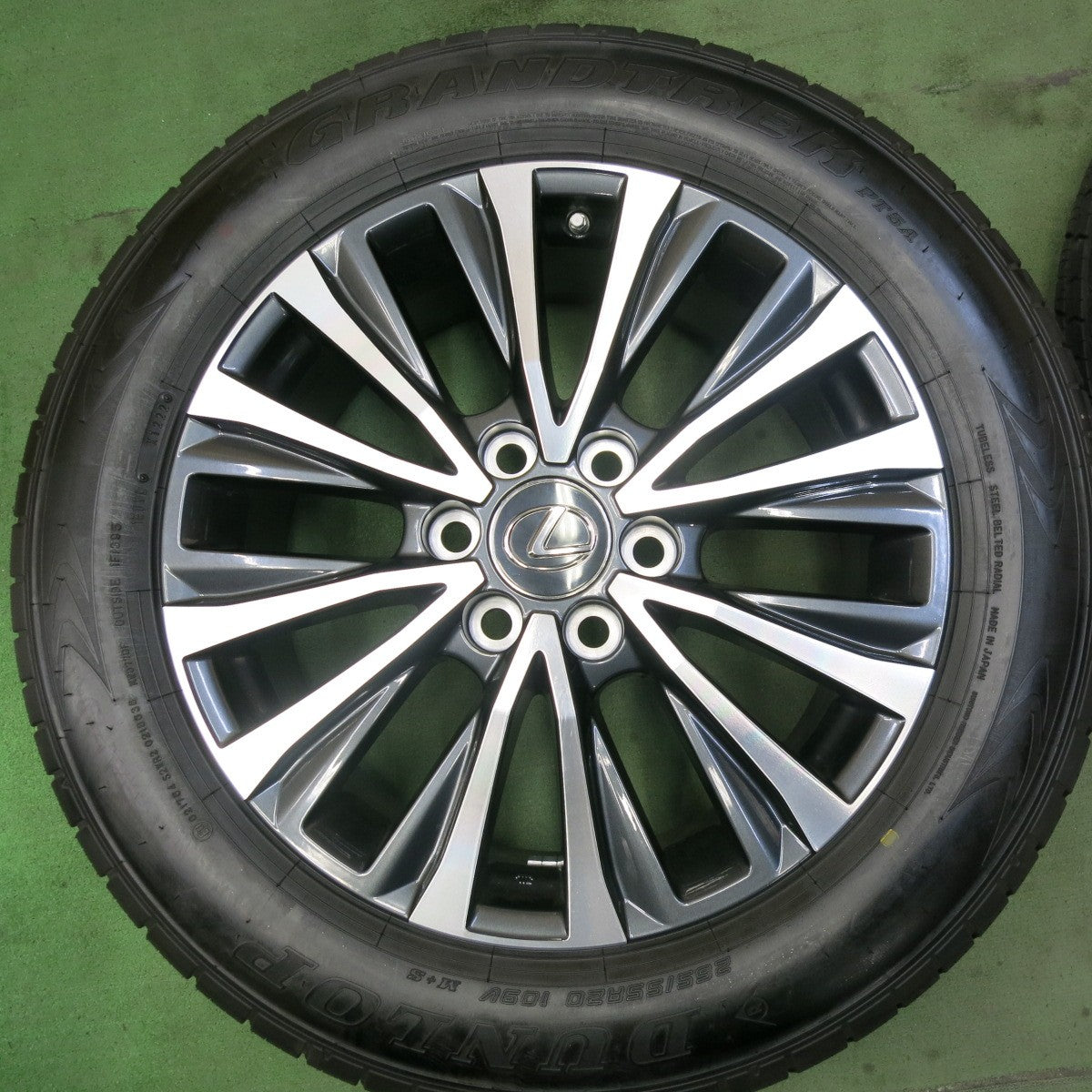 新車外し!22年!センサー付★レクサス LX 600 純正 265/55R20 ダンロップ グラントレック PT5A 20インチ PCD139.7/6H★5082603SKノ
