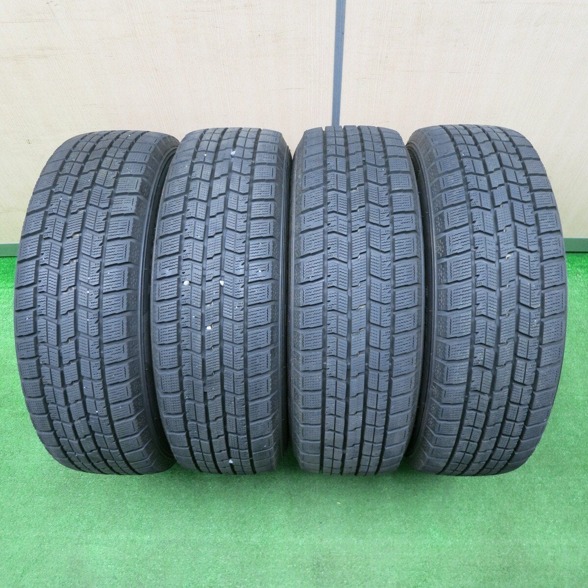 バリ溝!20年!キレイ!9.5分★スタッドレス 195/65R16 グッドイヤー アイスナビ7 ravrion RS01 ラブリオン 16インチ PCD100/4H★4113005NJス