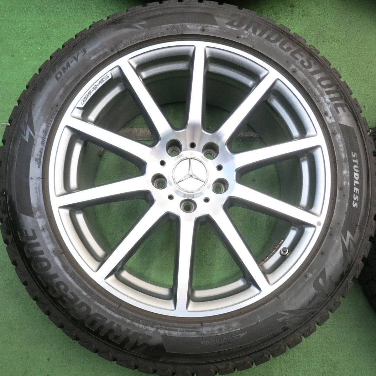 センサー付!バリ溝!21年!キレイ!9.5分★ベンツ W463 A Gクラス ゲレンデ G63 純正 AMG 275/50R20 スタッドレス ブリヂストン ブリザック DM-V3 20インチ PCD130/5H★5082801HAス