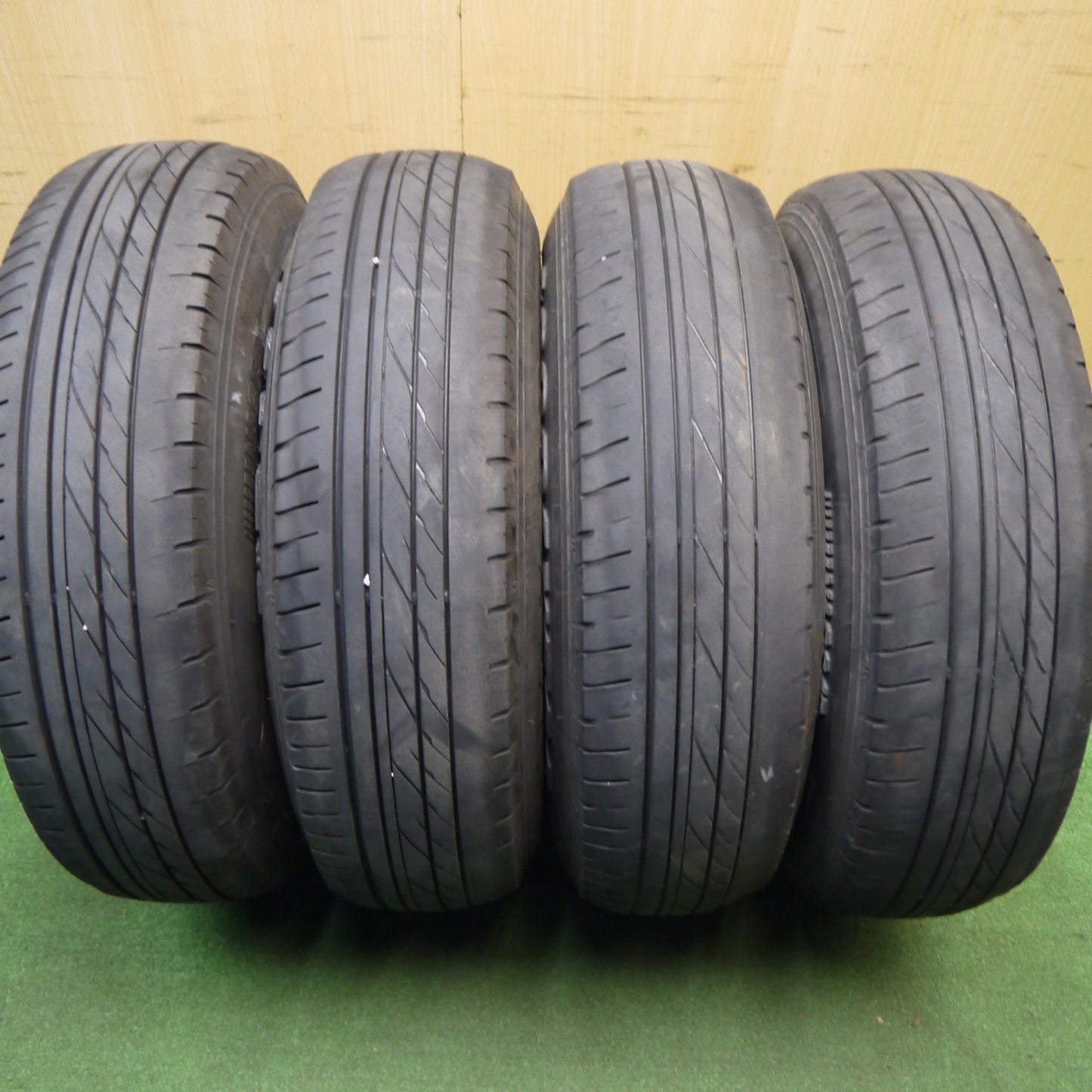 キレイ★BATTLESHIP 632 LOXARNY 195/80R15 107/105L グッドイヤー イーグル #1 ロクサーニ バトルシップ 15インチ PCD139.7/6H★6011601Hノ