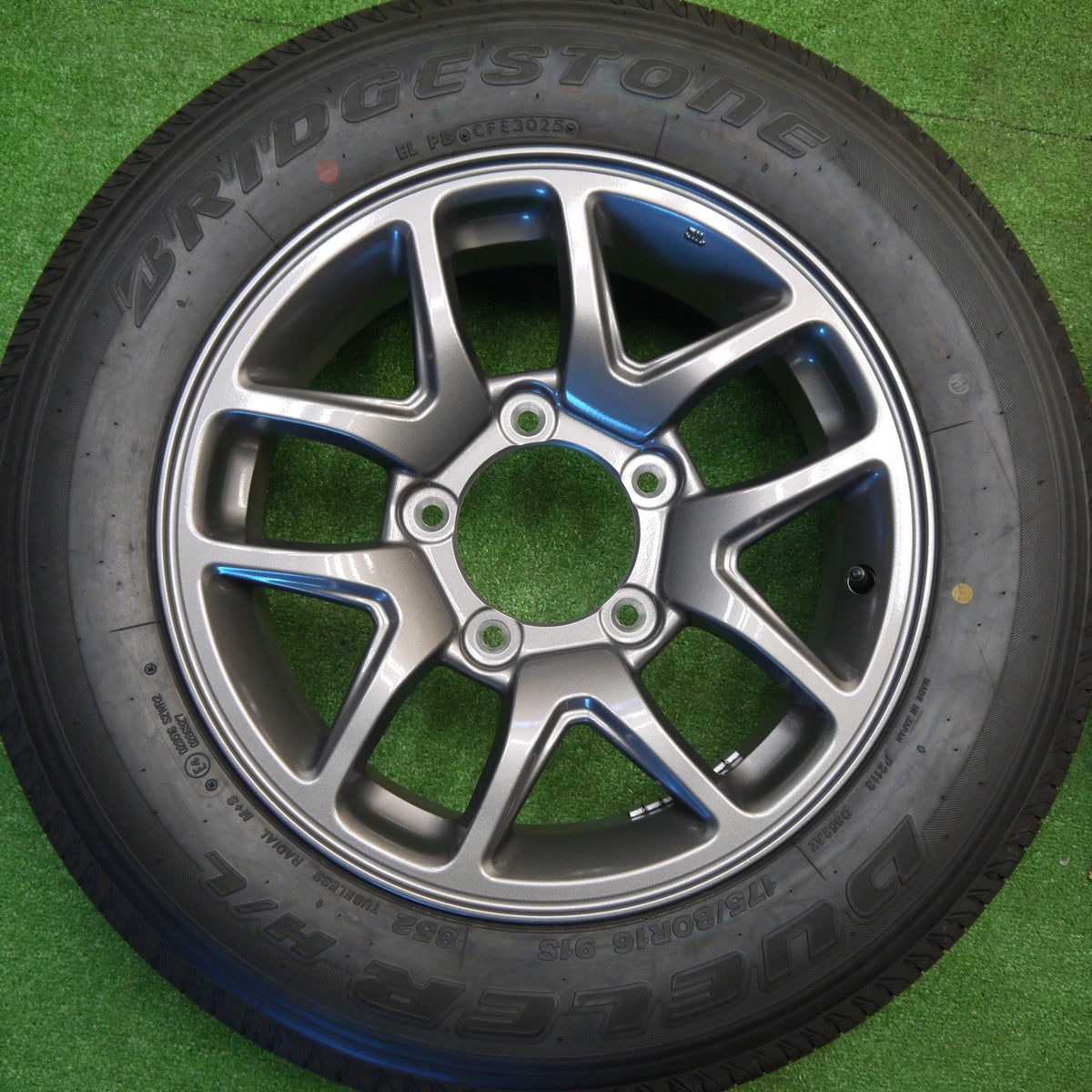 新車外し!25年★スズキ JB64 W ジムニー 純正 175/80R16 ブリヂストン デューラー H/L 852 16インチ PCD139.7/5H★5102910Hノ