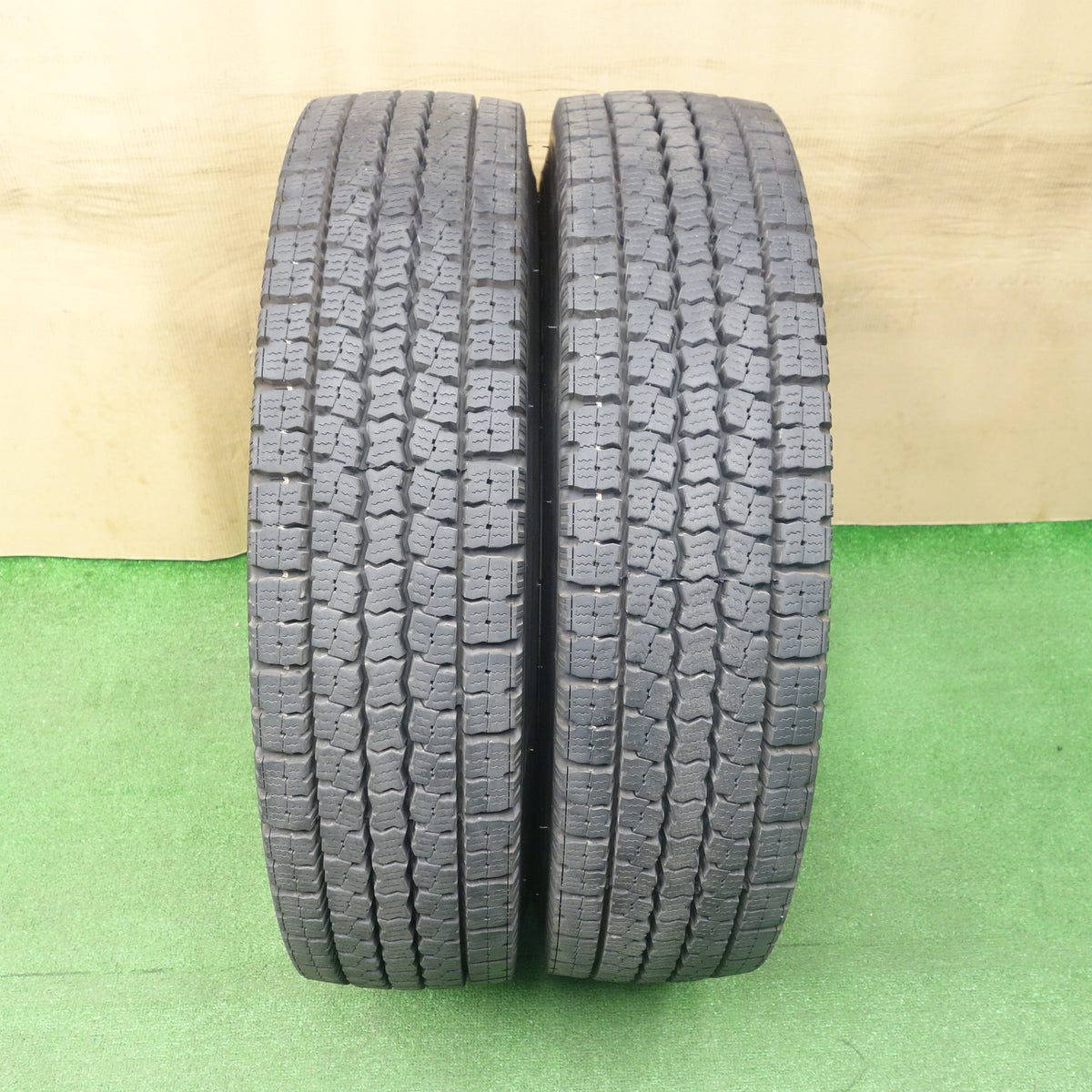 バリ溝!25年!9.5分!2本★トラック タイヤ 225/80R17.5 123/122L スタッドレス トーヨー M919 17.5インチ★6022004KTスタ