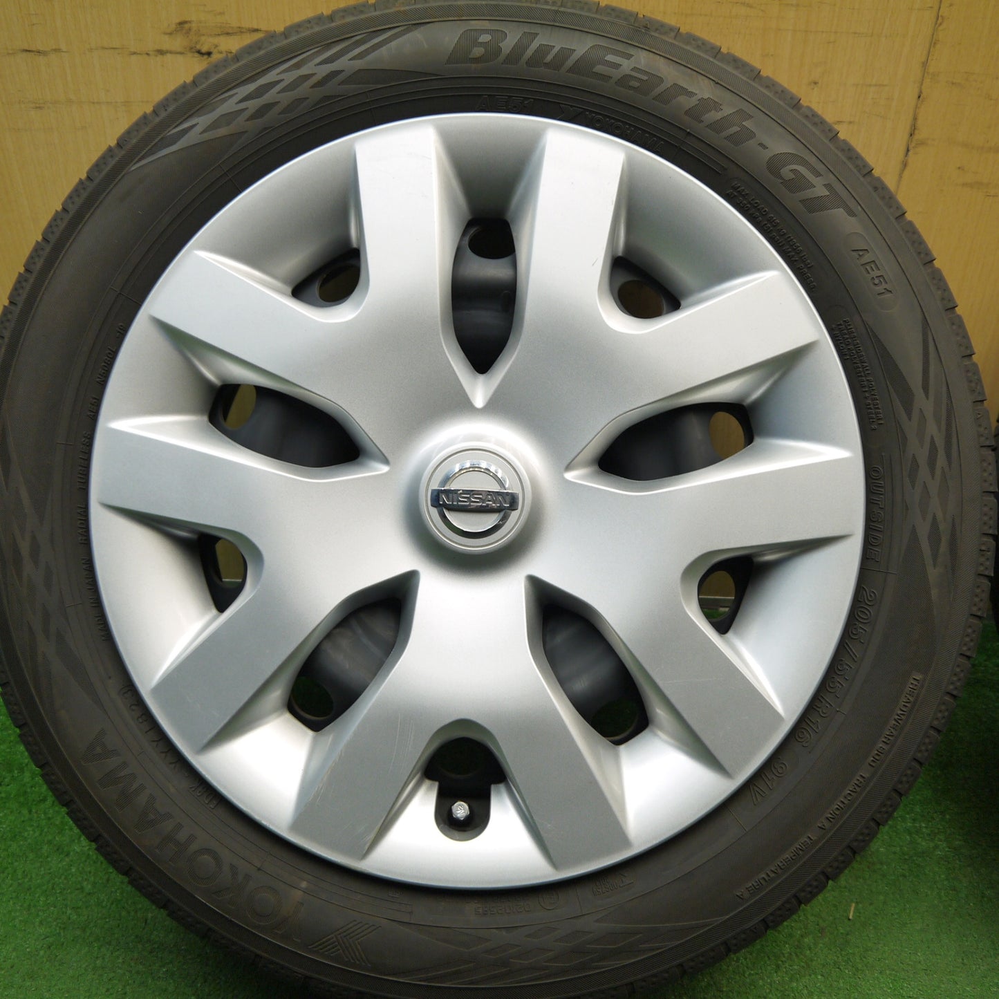 キレイ!23年★日産 リーフ 純正 スチール 205/55R16 ヨコハマ BluEarth-GT AE51 16インチ PCD114.3/5H★5043001Hノ