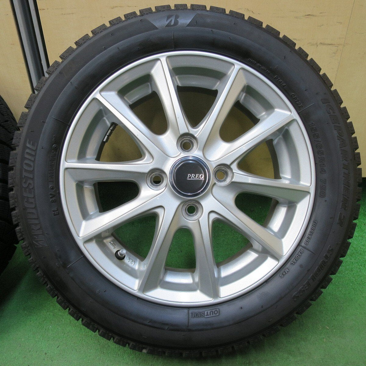 バリ溝!9分★スタッドレス 155/65R14 ブリヂストン アイスパートナー2 PREO プレオ 14インチ PCD100/4H★5033103イス