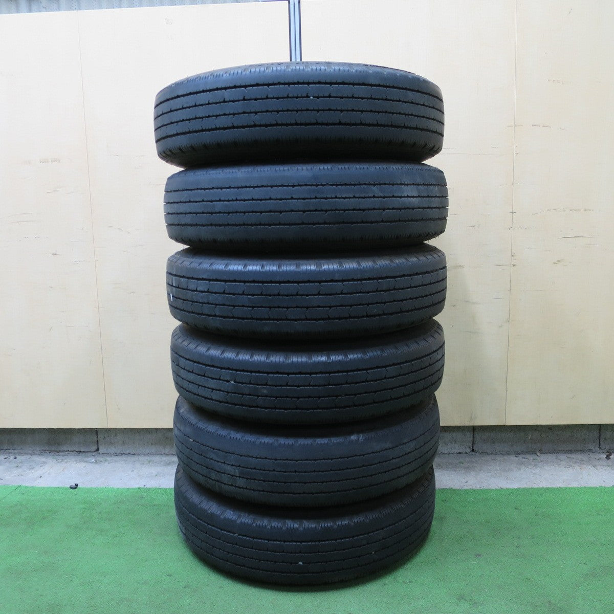 バリ溝!22年!8.5分!6本★トラック 175/75R15 103/101N ブリヂストン R202 スチール ホイール 15インチ PCD184.15/6H★6041501ナノ