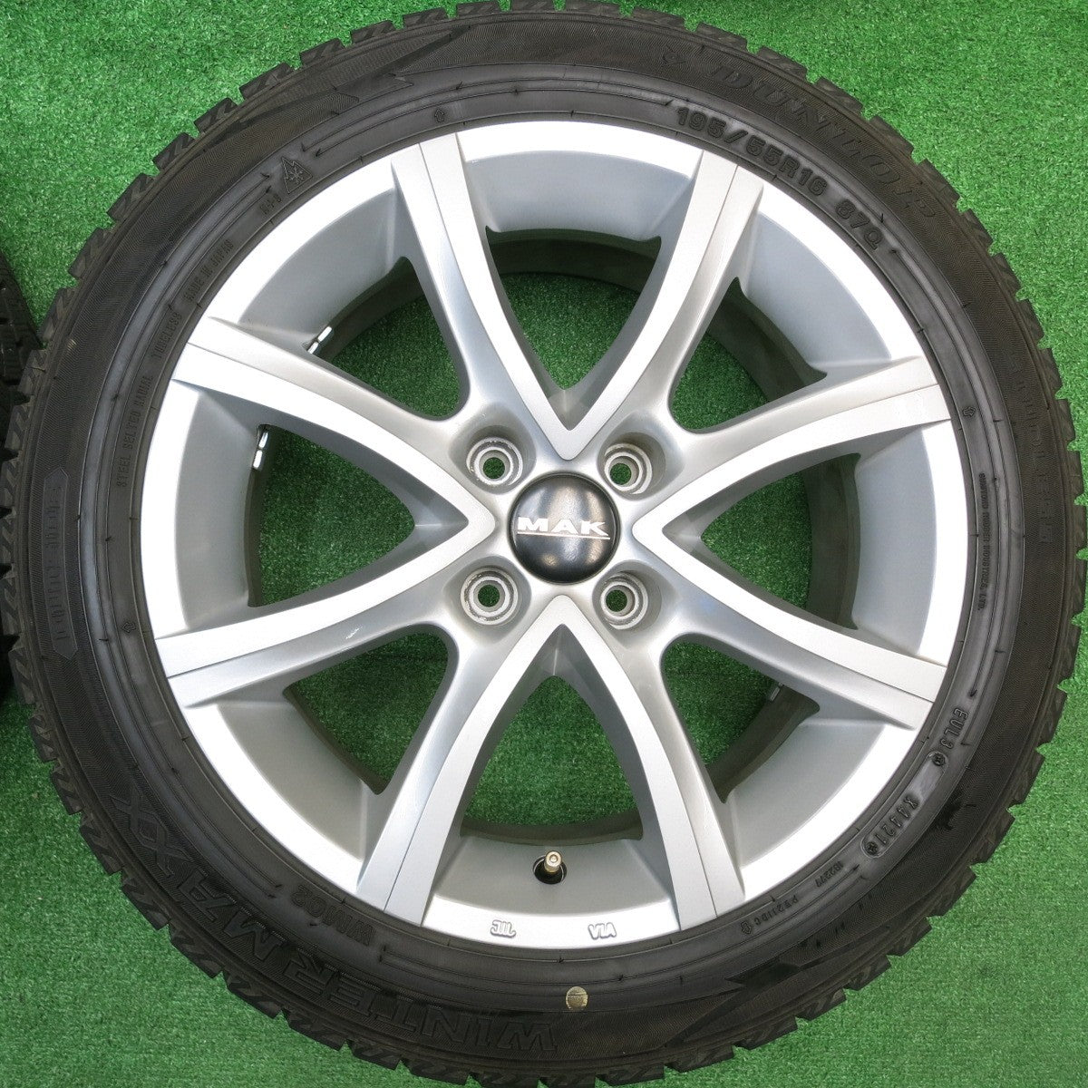 バリ溝!21年!9.5分★シトロエン プジョー 等 MAK ANTIBES 195/55R16 スタッドレス ダンロップ ウインターマックス WM02 16インチ アンチバス PCD108/4H★5102303HAス