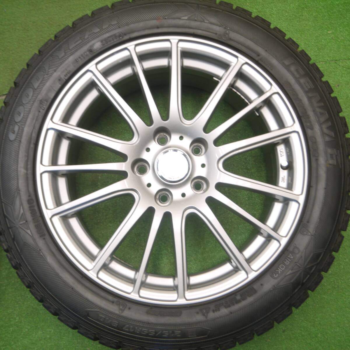 超バリ溝!キレイ!9.5分以上★スタッドレス 215/55R17 グッドイヤー アイスナビ6 ravrion selzer ラブリオン 17インチ PCD114.3/5H★5012108Hス