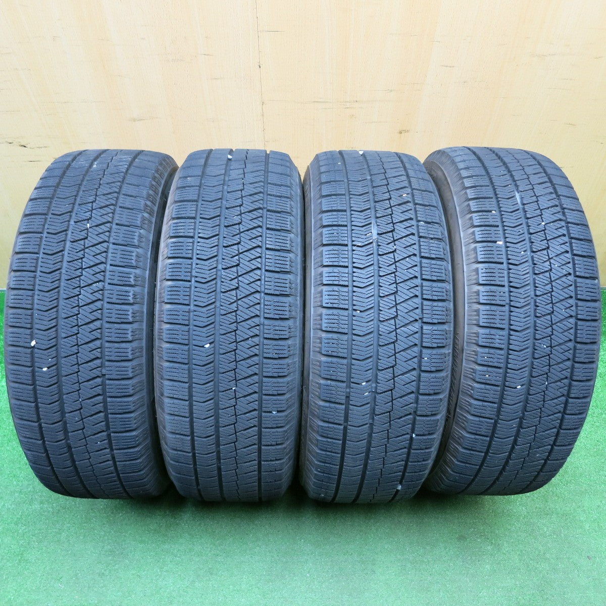 バリ溝!21年!キレイ!9.5分★スタッドレス 215/60R16 ブリヂストン ブリザック VRX2 EuroSpeed MANARAY SPORT ユーロスピード 16インチ PCD114.3/5H★5120615HAス